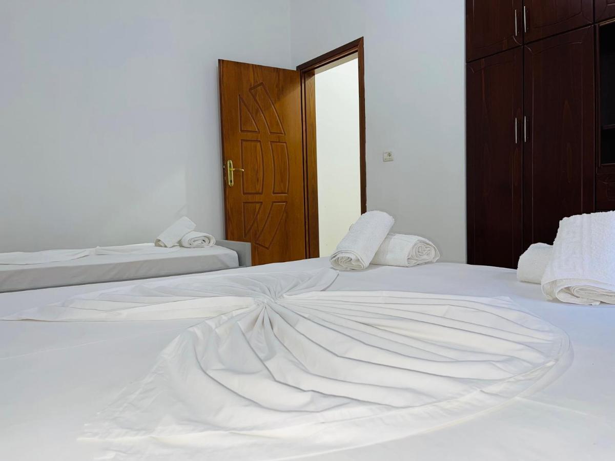 Villa Xhevdet Sarandë Exterior foto
